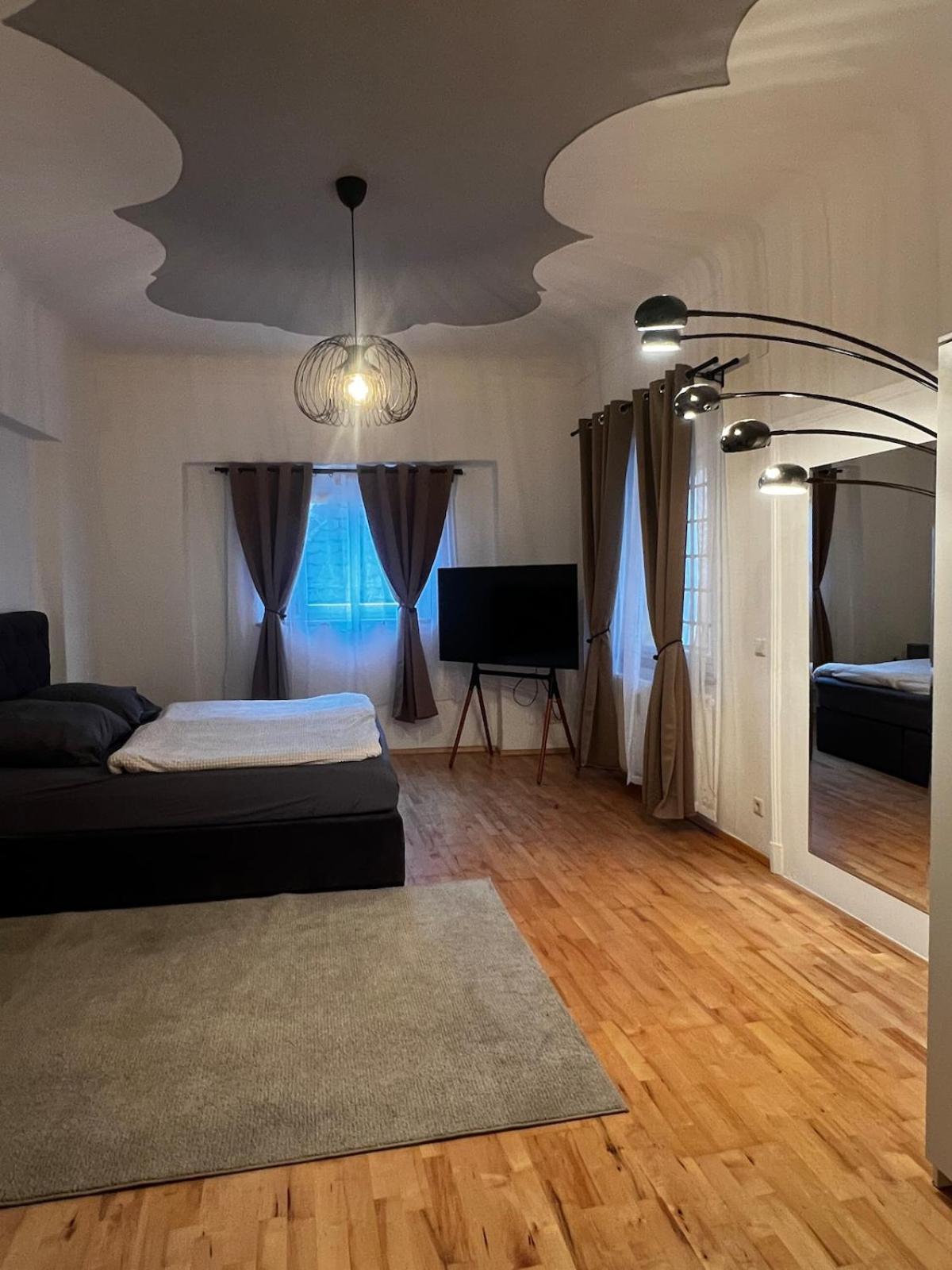 Old Town Secret Apartment Graz